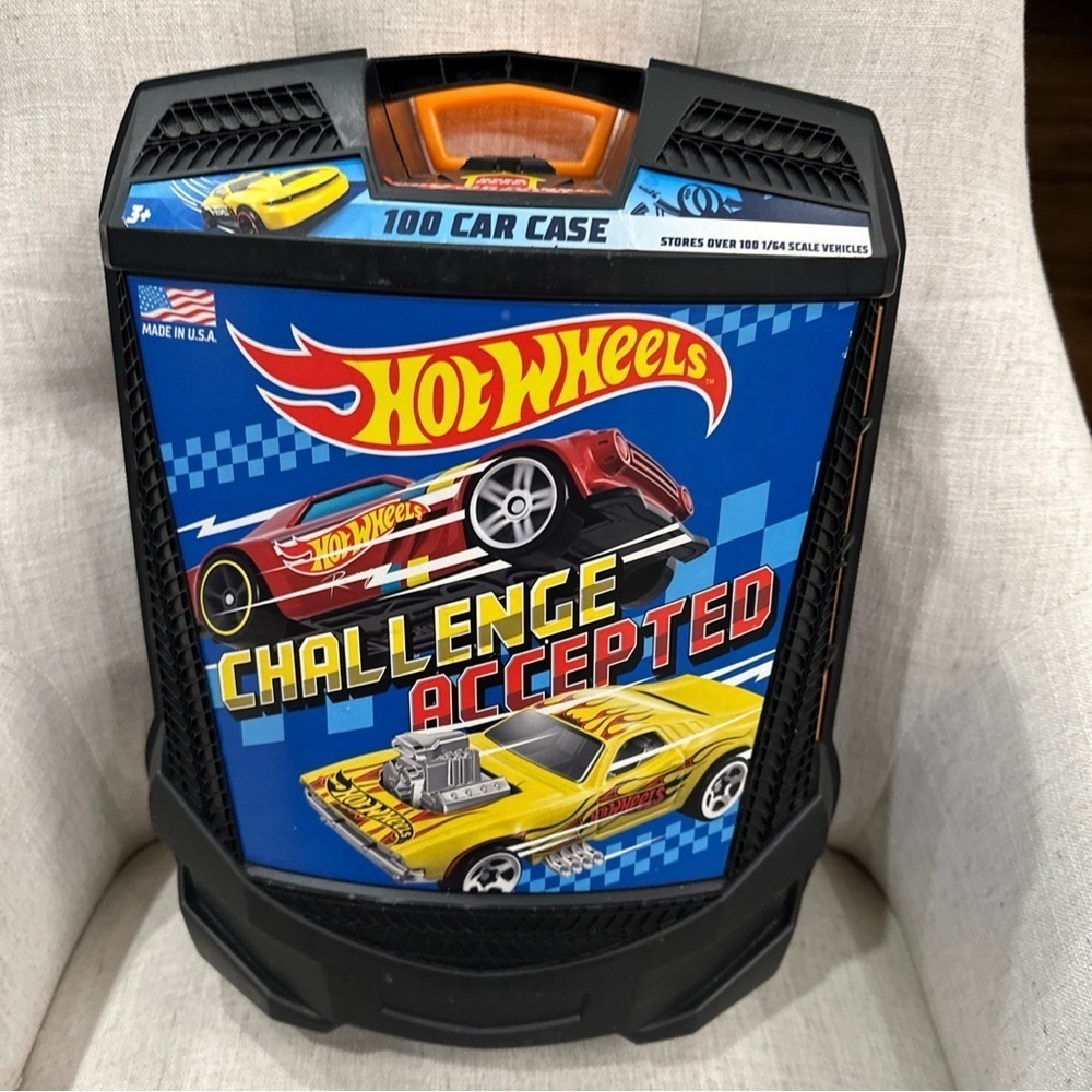 Hot Wheels 100 Car Rolling Storage Carry Case Hobby Toys Cartoon Movie 2019